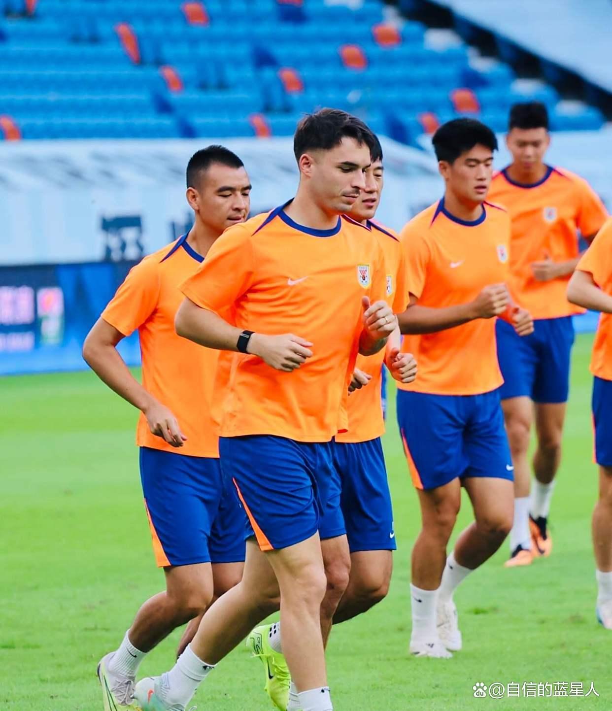 山东泰山发布备战花絮；冲刺阶段伤情更新；欧联任务艰巨；临场指挥获称赞的简单介绍-多米平台