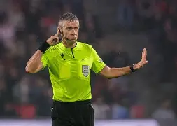 冲刺阶段费耶诺德官宣签约：意大利杯节点到来，态度坚定，赛程密集仍需轮换的简单介绍-多米网页版