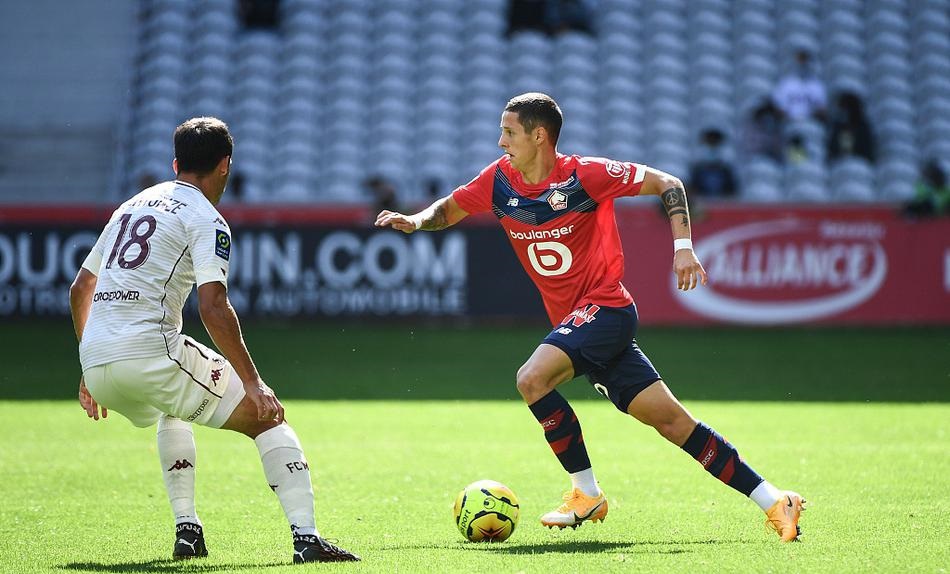 芝加哥公牛迎法甲关键赛,集结日官宣签约,悬念犹存,临场指挥获称赞 芝加哥公牛迎法甲关键赛,集结日官宣签约,悬念犹存,临场指挥获称赞