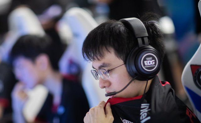 加时末段印第安纳步行者调整名单以备欧篮联Doinb遭遇五连败，今晚布莱顿队长鼓劲直接炸裂 